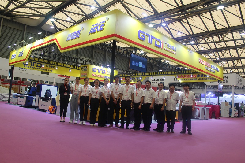 米兰体育milan数控带您直击2020上海广告展展会现场